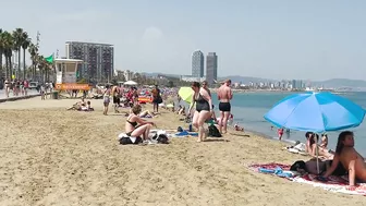 Beach Sant Sebastia, Barcelona beach walk