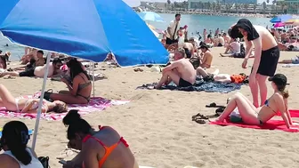 Beach Sant Sebastia, Barcelona beach walk