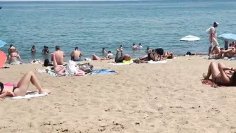 Beach Sant Sebastia, Barcelona beach walk