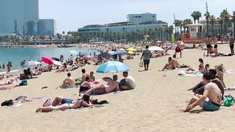 Beach Sant Sebastia, Barcelona beach walk