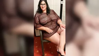 Sissy Peppo | Curvy Plus Size Model | Instagram Model | Body Positivity | Biography