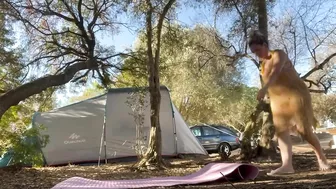 Começando o dia assim! #stretching #ioga #outdooryoga #camping #camp