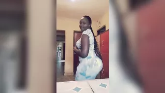 #watch #dancemoves #africanpride #curvygirl #curvyafricans #viralvideo #twerk #dance #love