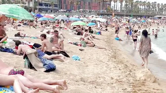 Beach Barceloneta/ Barcelona beach walk