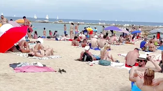 Beach Barceloneta/ Barcelona beach walk