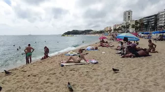 Spain Beach Walking - Costa Brava - Summer Holiday 2022