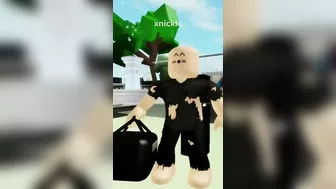 VOCÊS AJUDARAM ELE! ❤️???????? #Roblox #Brookhaven #Shorts