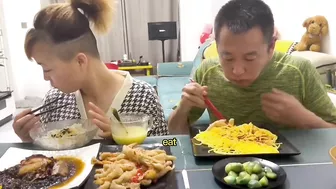 今天给你来个重口味的#eating show#eating challenge#husband and wife eating food#eating#mukbang #asmr eating