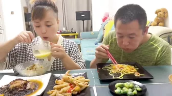 今天给你来个重口味的#eating show#eating challenge#husband and wife eating food#eating#mukbang #asmr eating