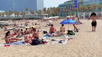 Barcelona beach walk / beach Sant Sebastia / walking Spain best beaches