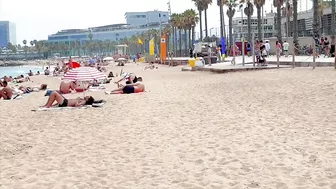 Barcelona beach walk / beach Sant Sebastia / walking Spain best beaches