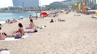 Barcelona beach walk / beach Sant Sebastia / walking Spain best beaches