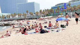 Barcelona beach walk / beach Sant Sebastia / walking Spain best beaches