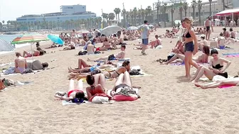 Barcelona beach walk / beach Sant Sebastia / walking Spain best beaches