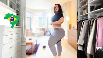 bumbum .. Bio and Wiki model instagram plus size Height and Weight, Measurements fashion nova