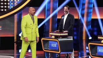 Holey Moley vs. Kimberly Williams-Paisley on Celebrity Family Feud!