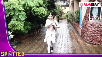 Malaika Arora Yoga Studio के बाहर हुईं Spot, Paps से बचकर हड़बड़ी में क्यों भागी Malaika? *Video