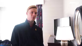 Travel Like A Pro - Denis Shapovalov