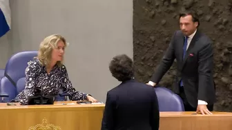 CHAOS IN TWEEDE KAMER - Kabinet loopt weg bij complotgewauwel BAUDET