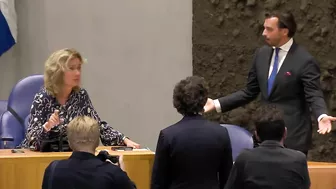 CHAOS IN TWEEDE KAMER - Kabinet loopt weg bij complotgewauwel BAUDET