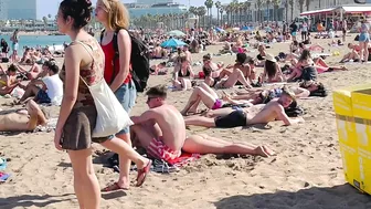 Barcelona beach walk / beach Sant Sebastia