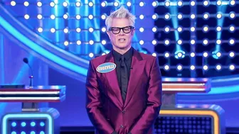 'Jackass' Star Johnny Knoxville Plays Fast Money - Celebrity Family Feud