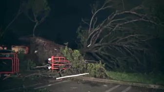 Possible tornado damage spotted in Home Depot parking lot in Delray Beach