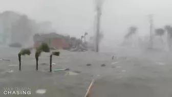 15ft Storm Surge Washes Away Homes in Ft. Myers Beach - Hurricane Ian