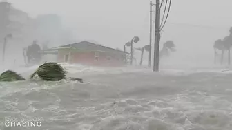 15ft Storm Surge Washes Away Homes in Ft. Myers Beach - Hurricane Ian