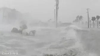 15ft Storm Surge Washes Away Homes in Ft. Myers Beach - Hurricane Ian