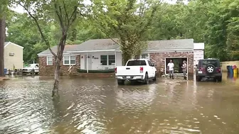 Virginia Beach sees high winds Friday as Hurricane Ian moves off Carolinas