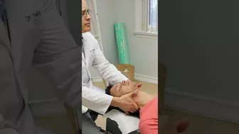 EXTREME CHIROPRACTIC *Back Cracking* COMPILATION On Foot Doctor!!!