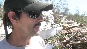 Beach businesses begin to clear out in order to rebuild