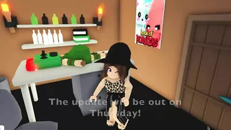 HALLOWEEN UPDATE *Revealing NEW pets* in Adopt me! Roblox