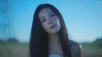 SEULGI 슬기 '28 Reasons' MV