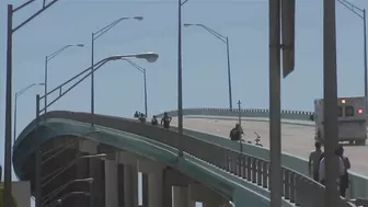 Fort Myers Beach residents leaving the island on foot