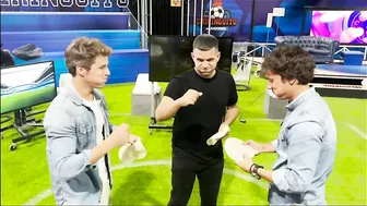 ????????ÁLEX, JOSÉ y DARÍO se enfrentan al TORTITA CHALLENGE