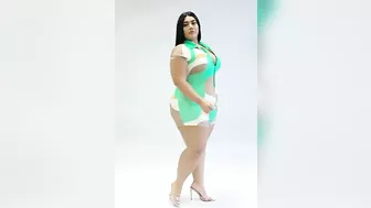 Glamorous ???????? models luxurious lifestyle| curvy ???? in Tranquil day romper. plus size beauty fashion.