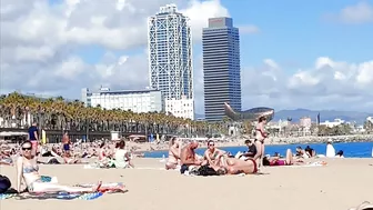 Beach Barceloneta????????Barcelona beach walk