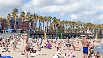 Beach Barceloneta????????Barcelona beach walk