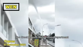 Horrible Waterspout hit the Ayia Napa Beach Sunbeds flew away! Cyprus 2022 - Υδροστρόβιλος Αγία Νάπα