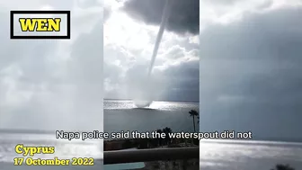 Horrible Waterspout hit the Ayia Napa Beach Sunbeds flew away! Cyprus 2022 - Υδροστρόβιλος Αγία Νάπα