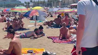 Beach Sant Sebastia ????????Barcelona beach walk