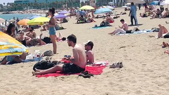 Beach Sant Sebastia ????????Barcelona beach walk