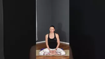 Flow yoga -központban a gerinc