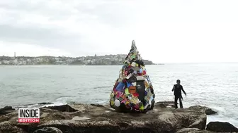 Environmental Artist Creates Sculpture With Beach Debris