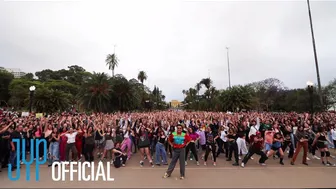 박진영 (J.Y. Park) "Groove Back" Dance Challenge in São Paulo, Brazil