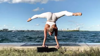 Workout Headstand | Flexibility & Mobility | Contortion workout | Yoga | Stretching | Middle Splits