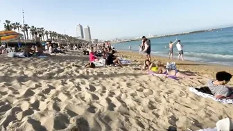 Barcelona Beach - It's Time To Travel With Your Family