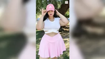 Fernanda Gutierrez | Mexican Beautiful Plus Size Fashion Model | Instagram Star | Biography